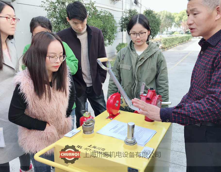 美國(guó)ACI移動(dòng)式加油小車現(xiàn)場(chǎng)技術(shù)培訓(xùn)